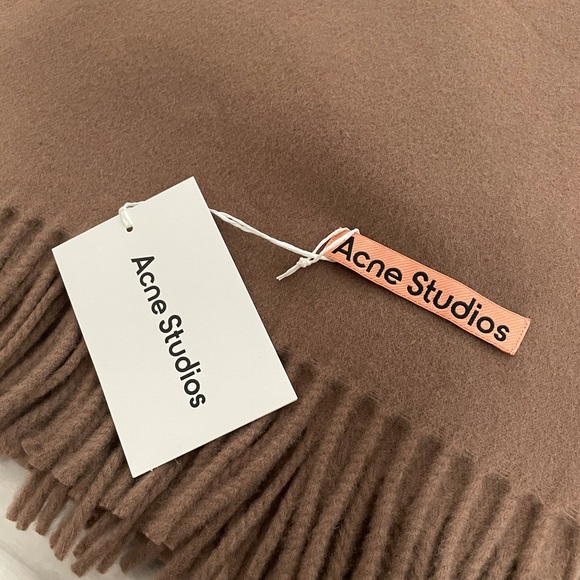 Acne Studios wool scarf - Picture 4 of 4